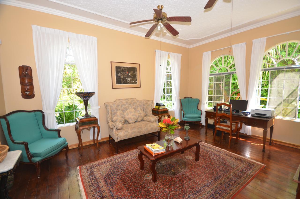 Summerhill Four Bedroom Villa Montego Bay Eksteriør billede