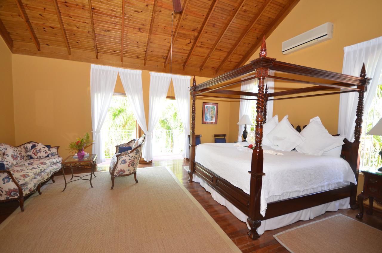 Summerhill Four Bedroom Villa Montego Bay Eksteriør billede